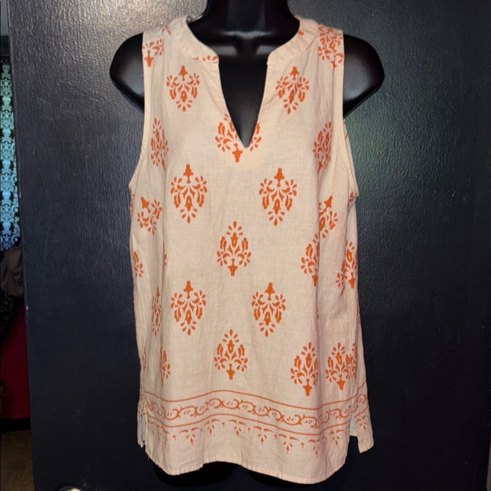 Anne Carson linen cream and orange sleeveless blouse. Size S. Beachy, vacation